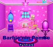 Barbie nin Pembe Odası