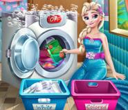 Elsa Çamaşır Yıkıyor